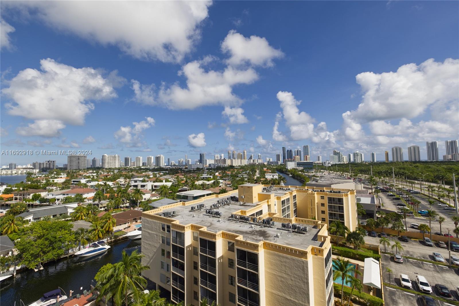 ISLAND SHORES CONDO - Residential