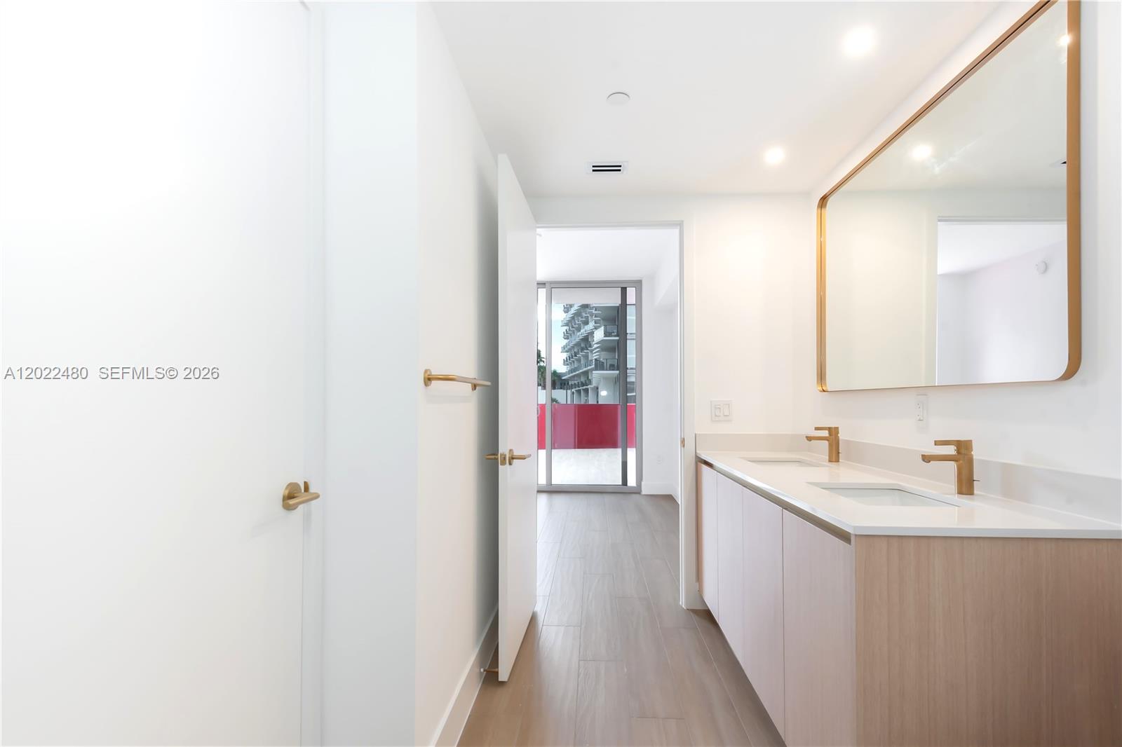BUENA VISTA WEST - Residential