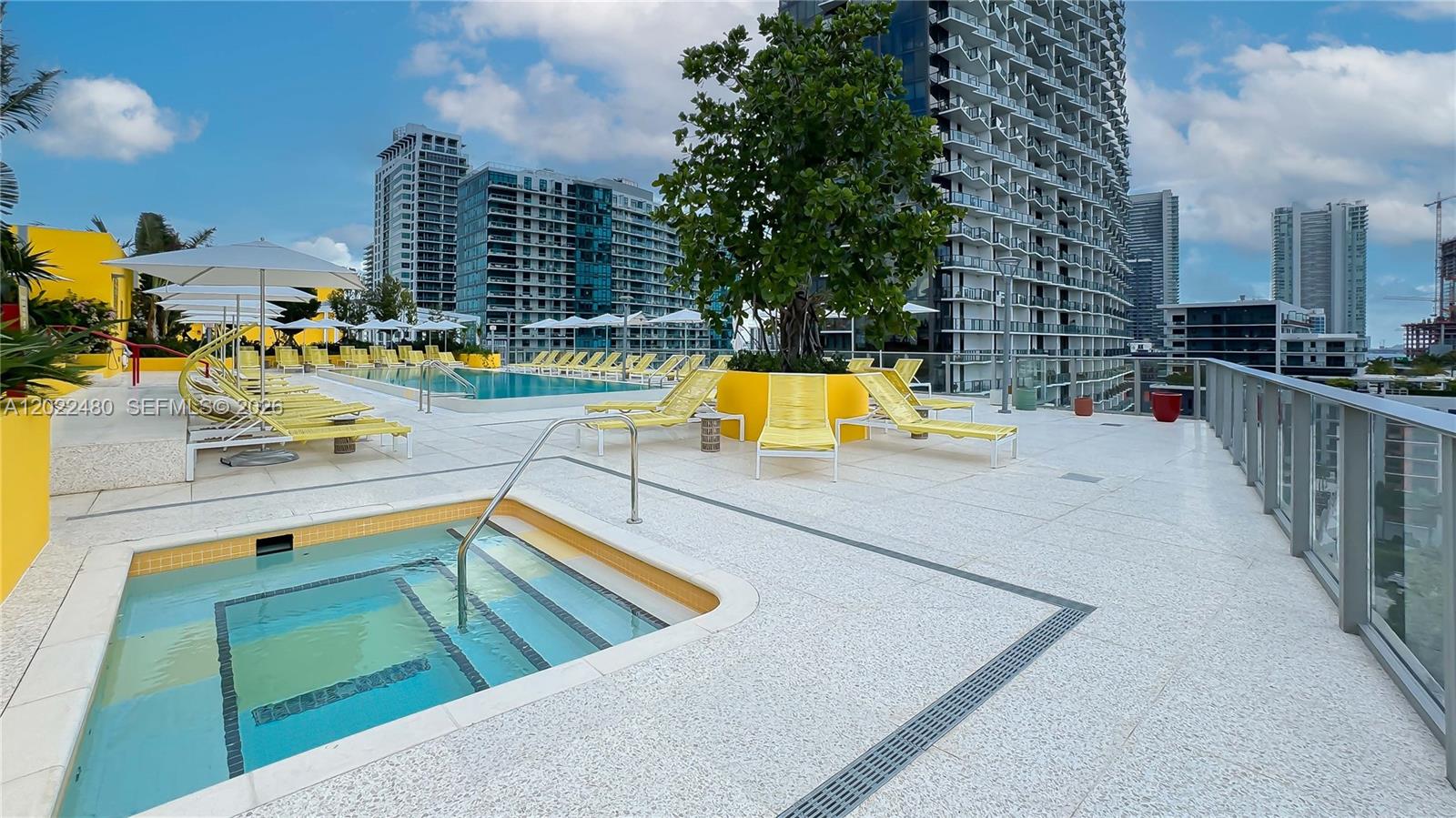 BUENA VISTA WEST - Residential