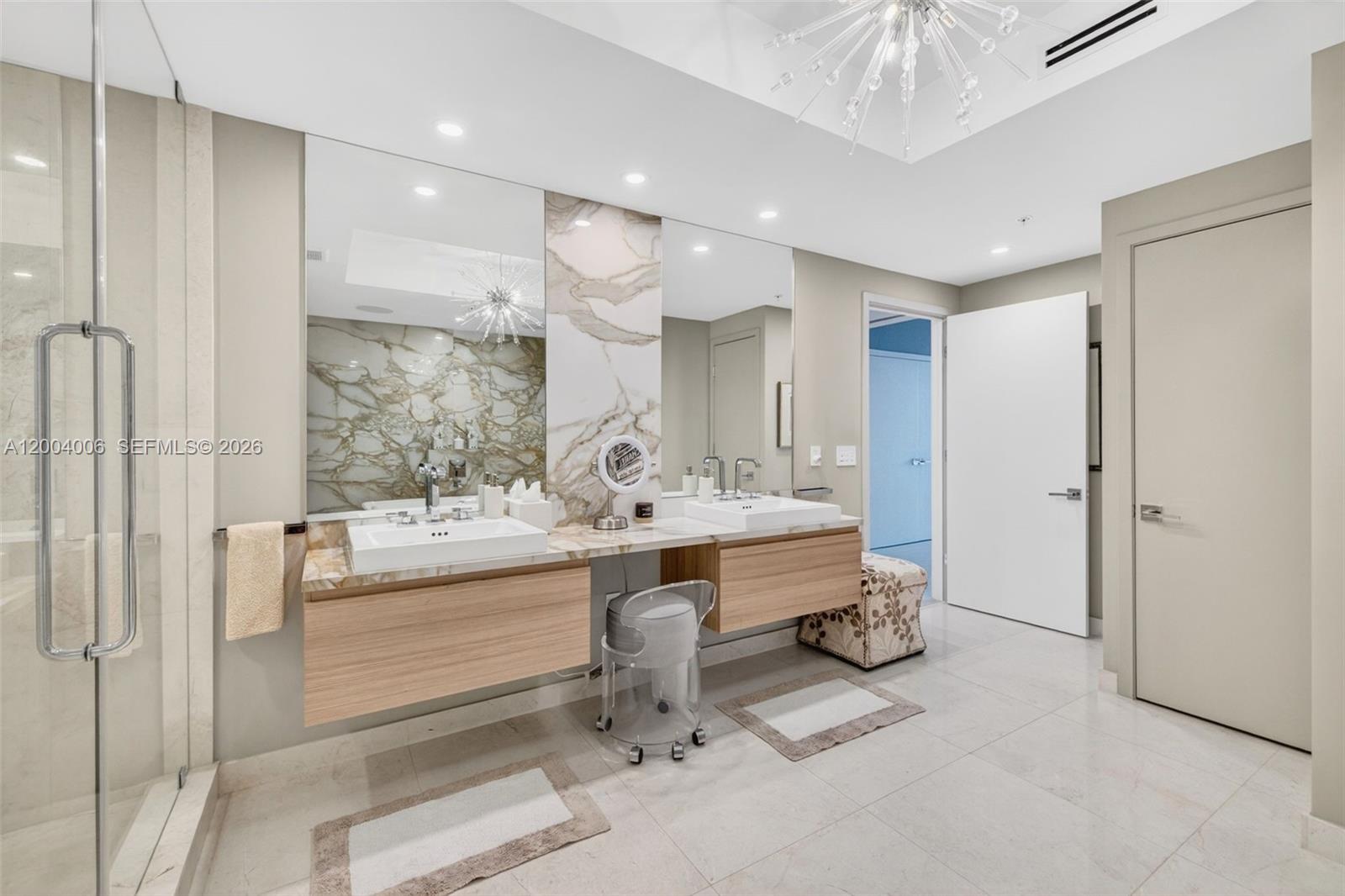 MARINA PALMS RESIDENCES S - Residential