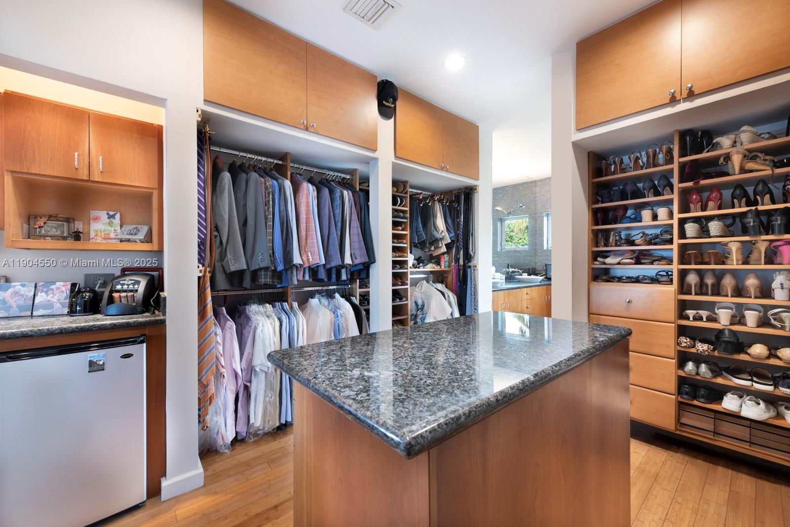 RE-PLAT OF TRACK C MIAMI - Residential