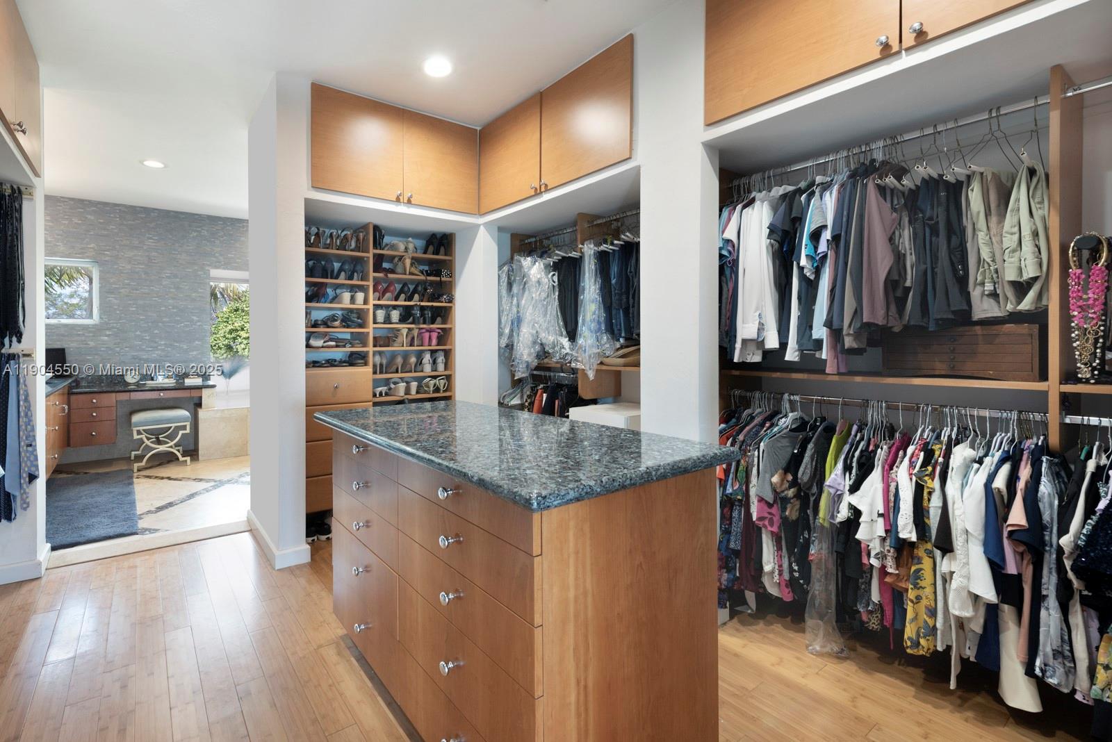 RE-PLAT OF TRACK C MIAMI - Residential