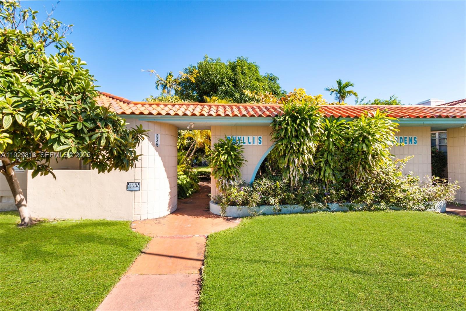 LENOX MANOR - Residential Lease