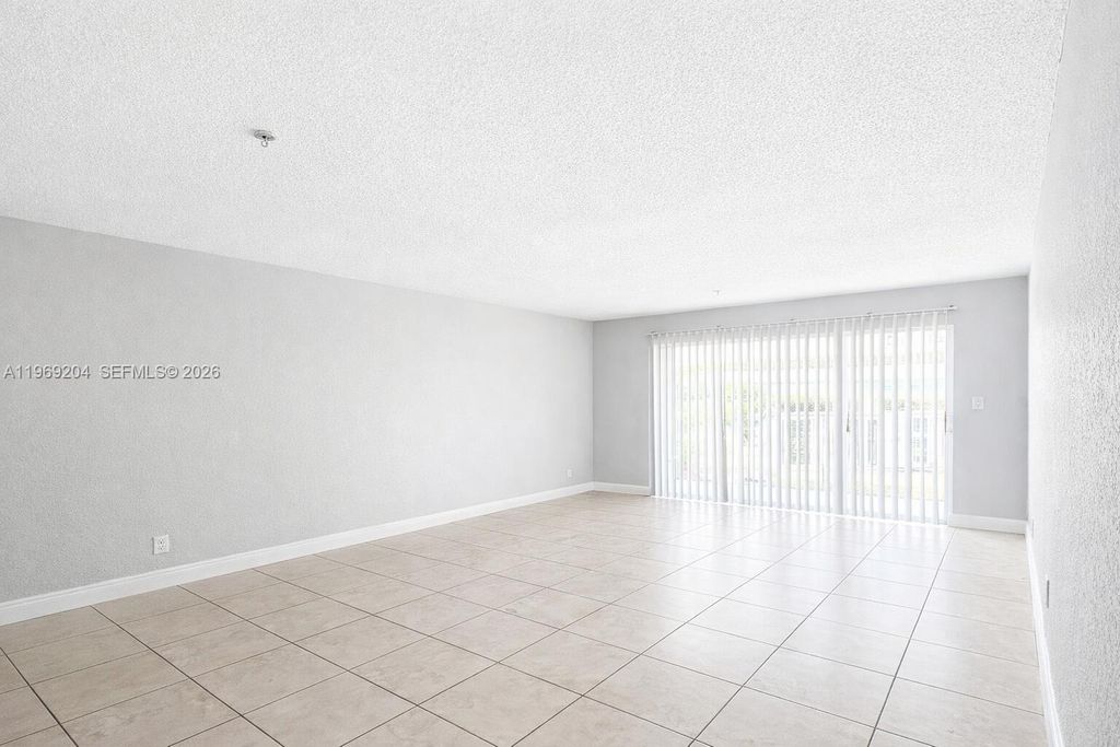 Photo of 4271 NW 5th St #114, Plantation, FL 33317 (MLS # A11969204)