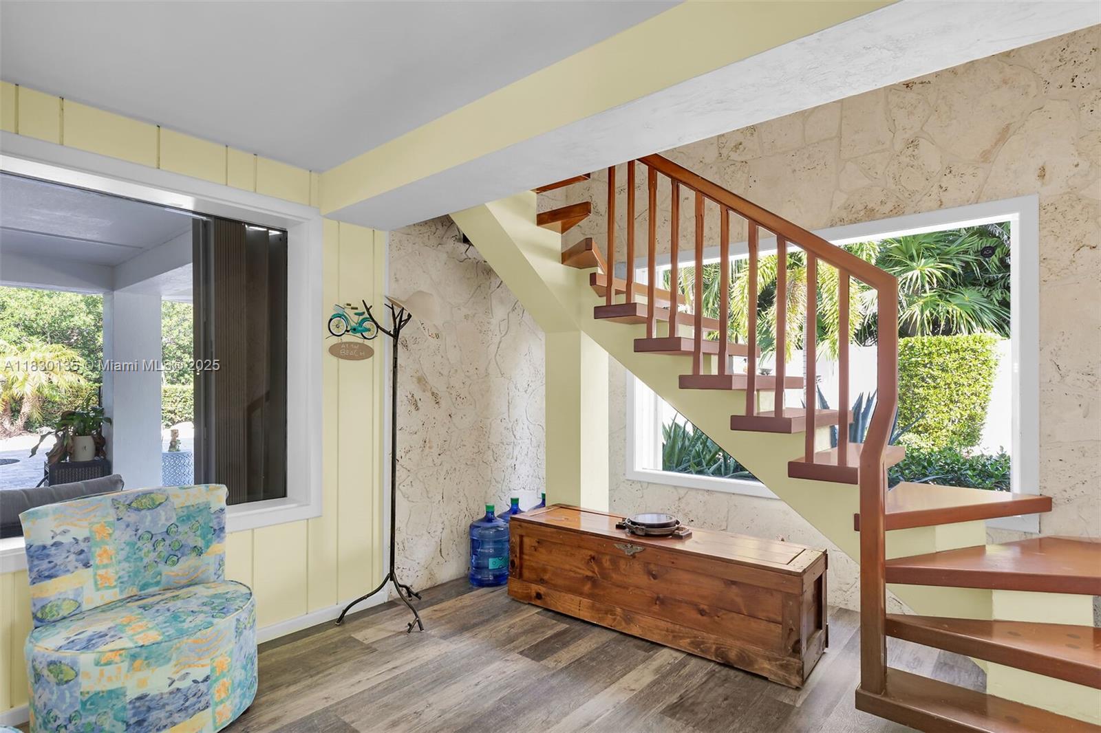 ROOSEVELT POINT #1 - Residential