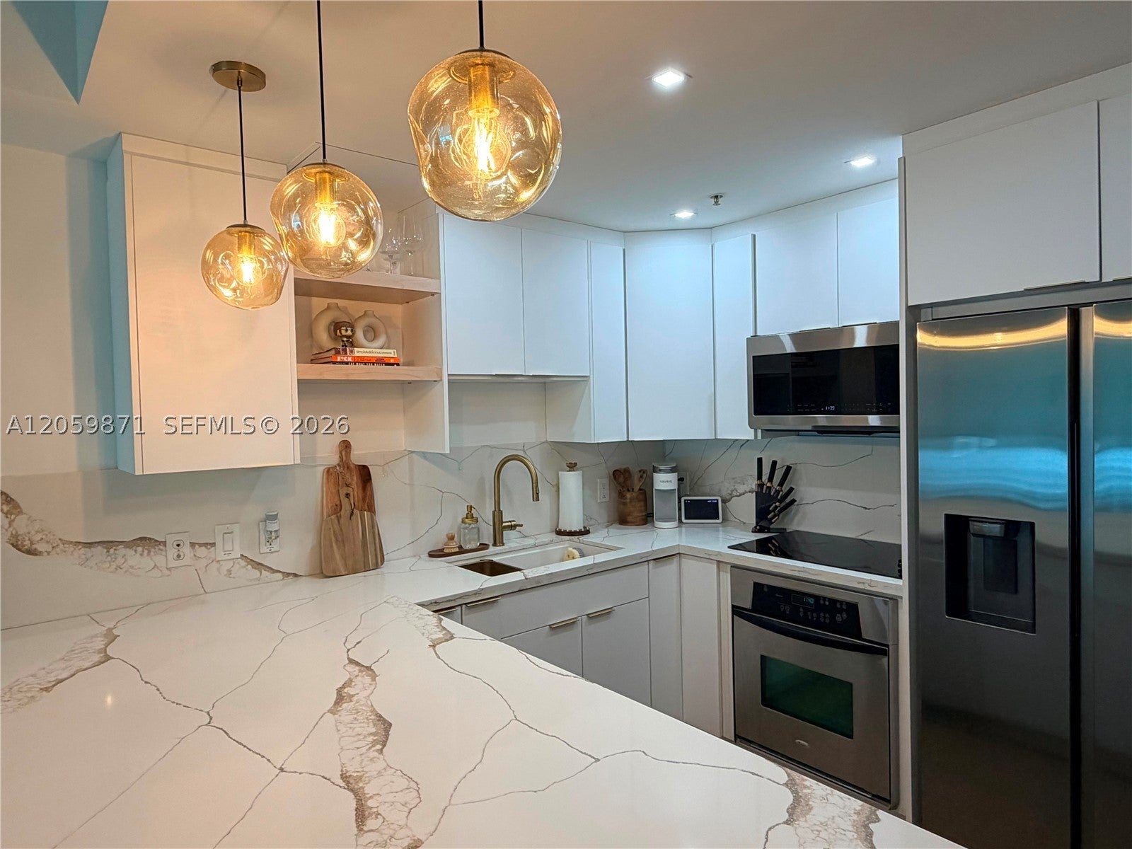 1900 N Bayshore Dr 1608