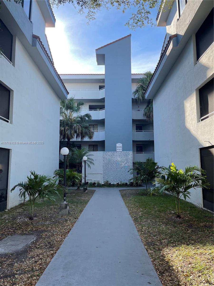 Property for Sale at 8335 Sw 152nd Ave B-106, Miami, Broward County, Florida - Bedrooms: 2 
Bathrooms: 2  - $270,000