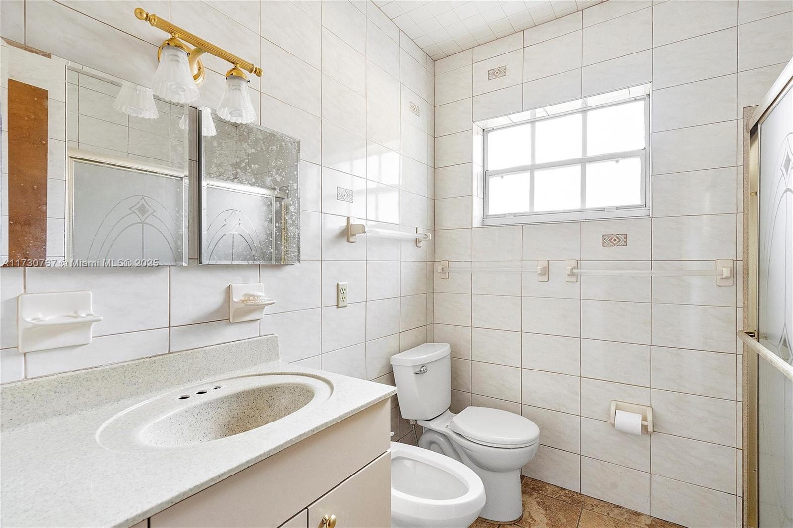 ALTOS DEL MAR NO 6 - Residential