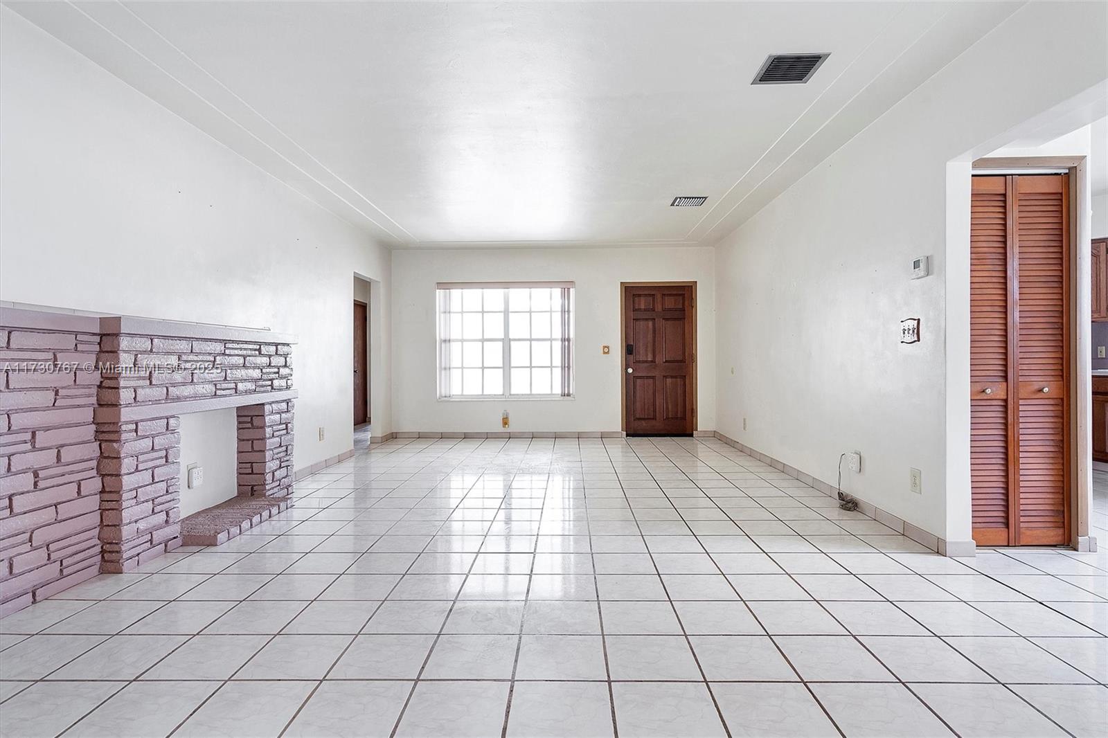 ALTOS DEL MAR NO 6 - Residential