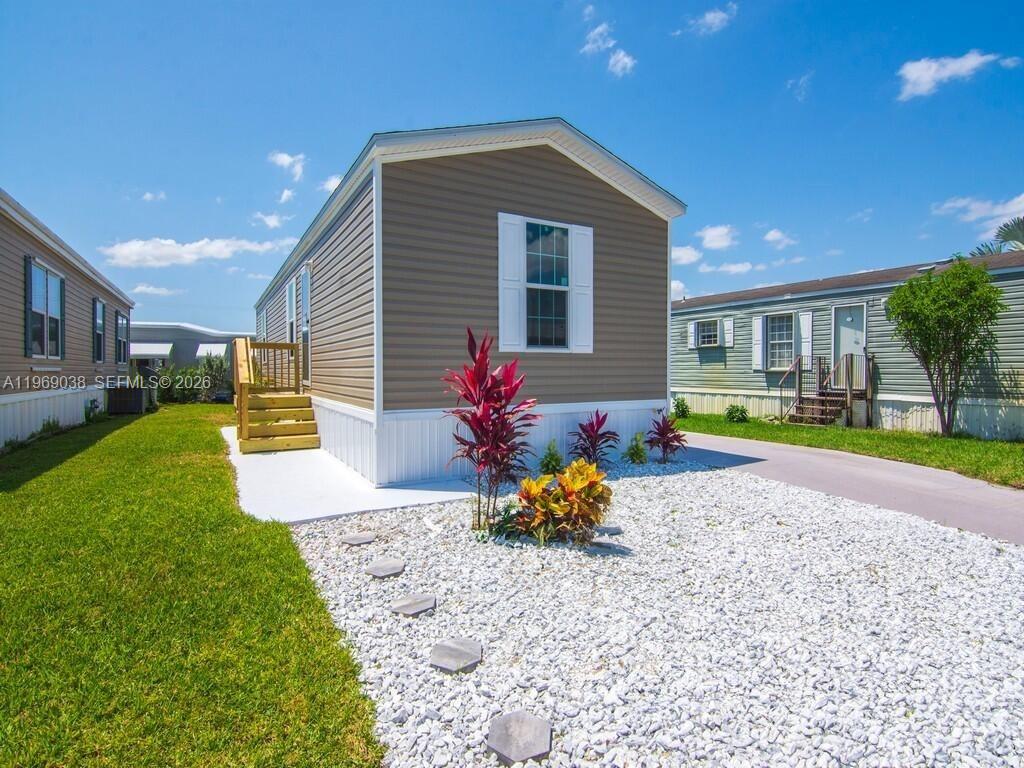 TROPICAL ACRES CO-OP - Residential