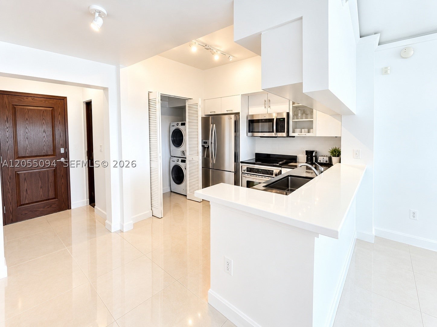 31 SE 5th St 3712