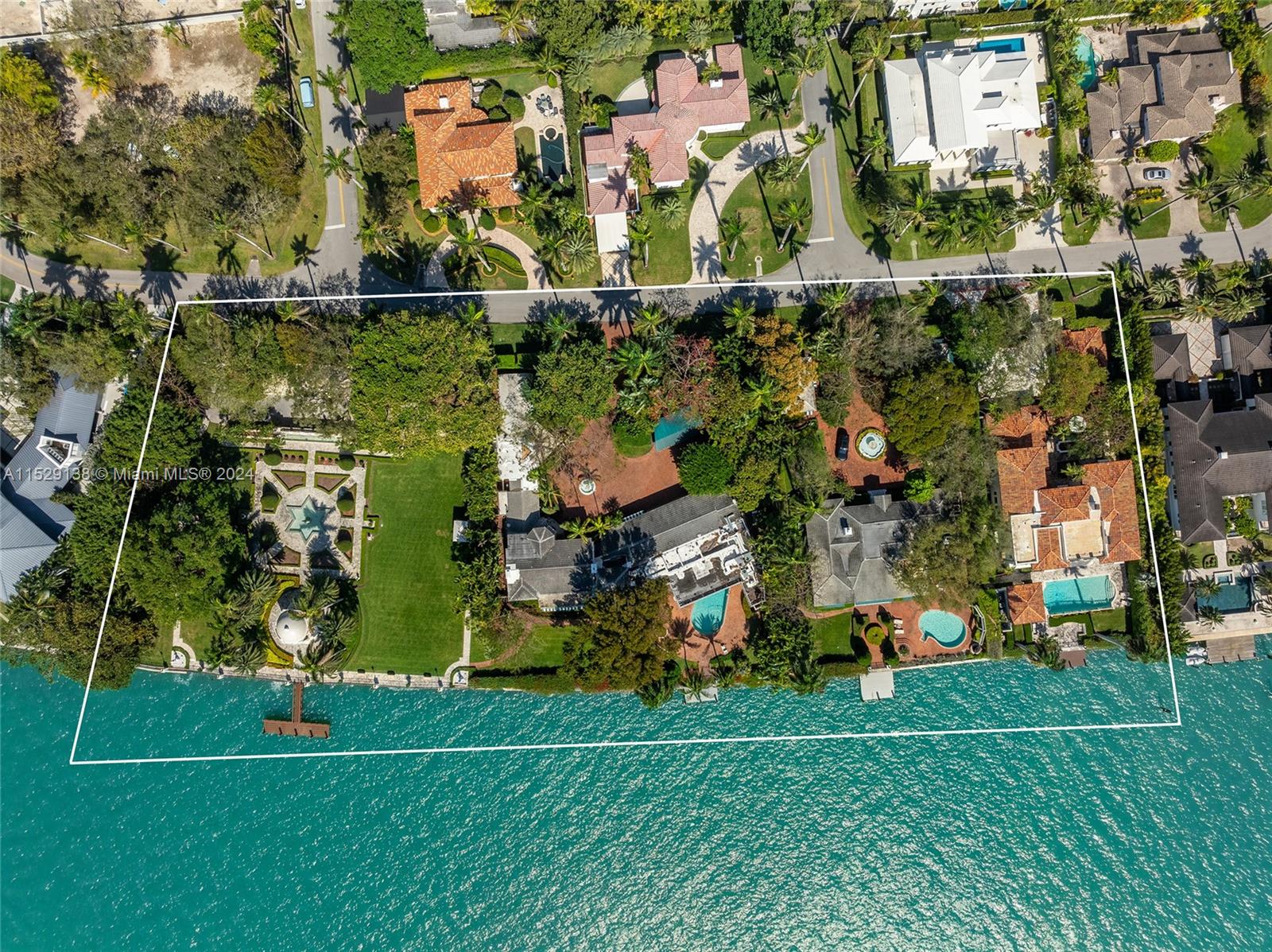 LA GORCE ISLAND - Residential