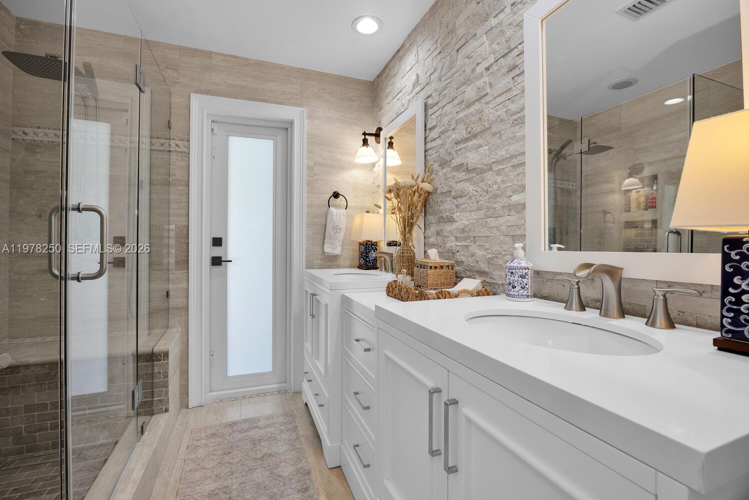 MIAMI SHORES SEC 3 - Residential