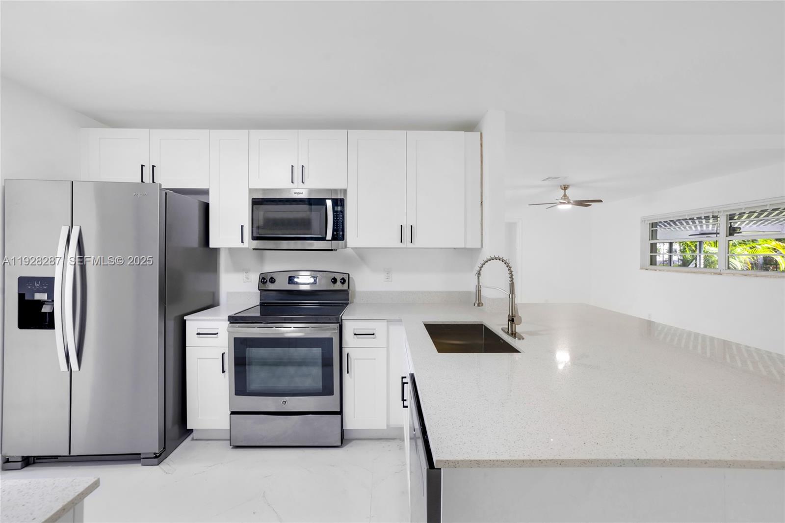 CASTLEWOOD - Residential