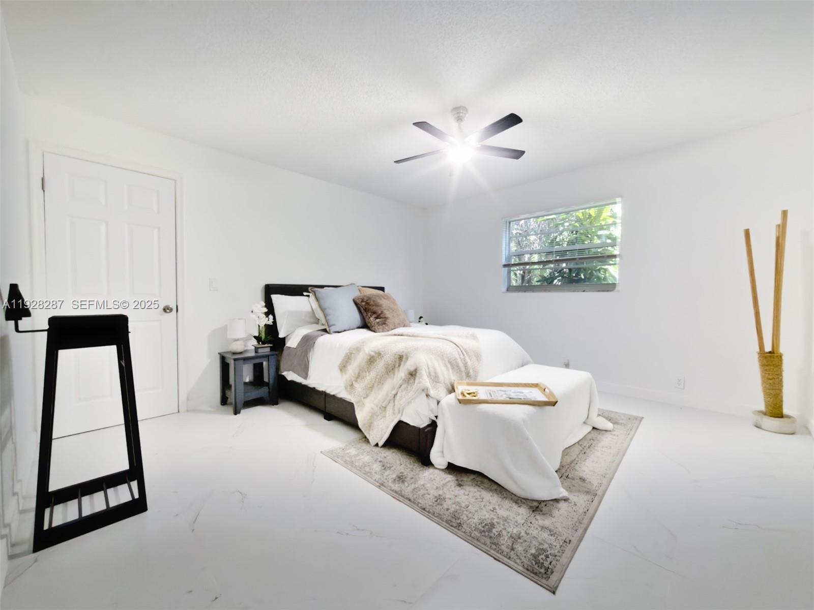 CASTLEWOOD - Residential