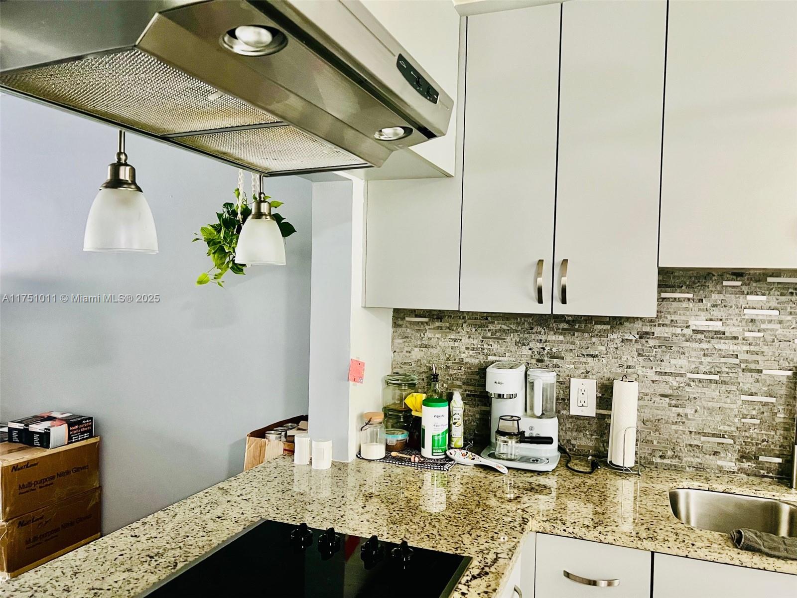 VILLAS AT CARRIAGE HILLS - Residential