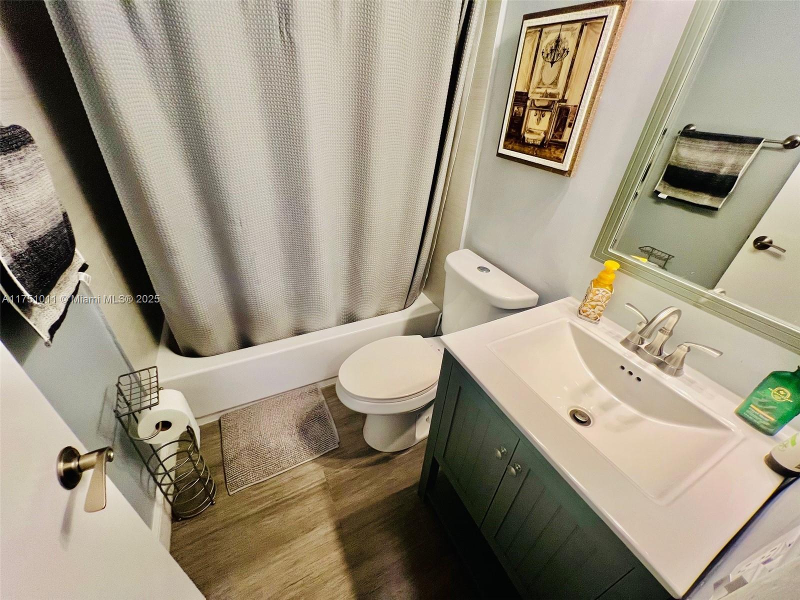 VILLAS AT CARRIAGE HILLS - Residential