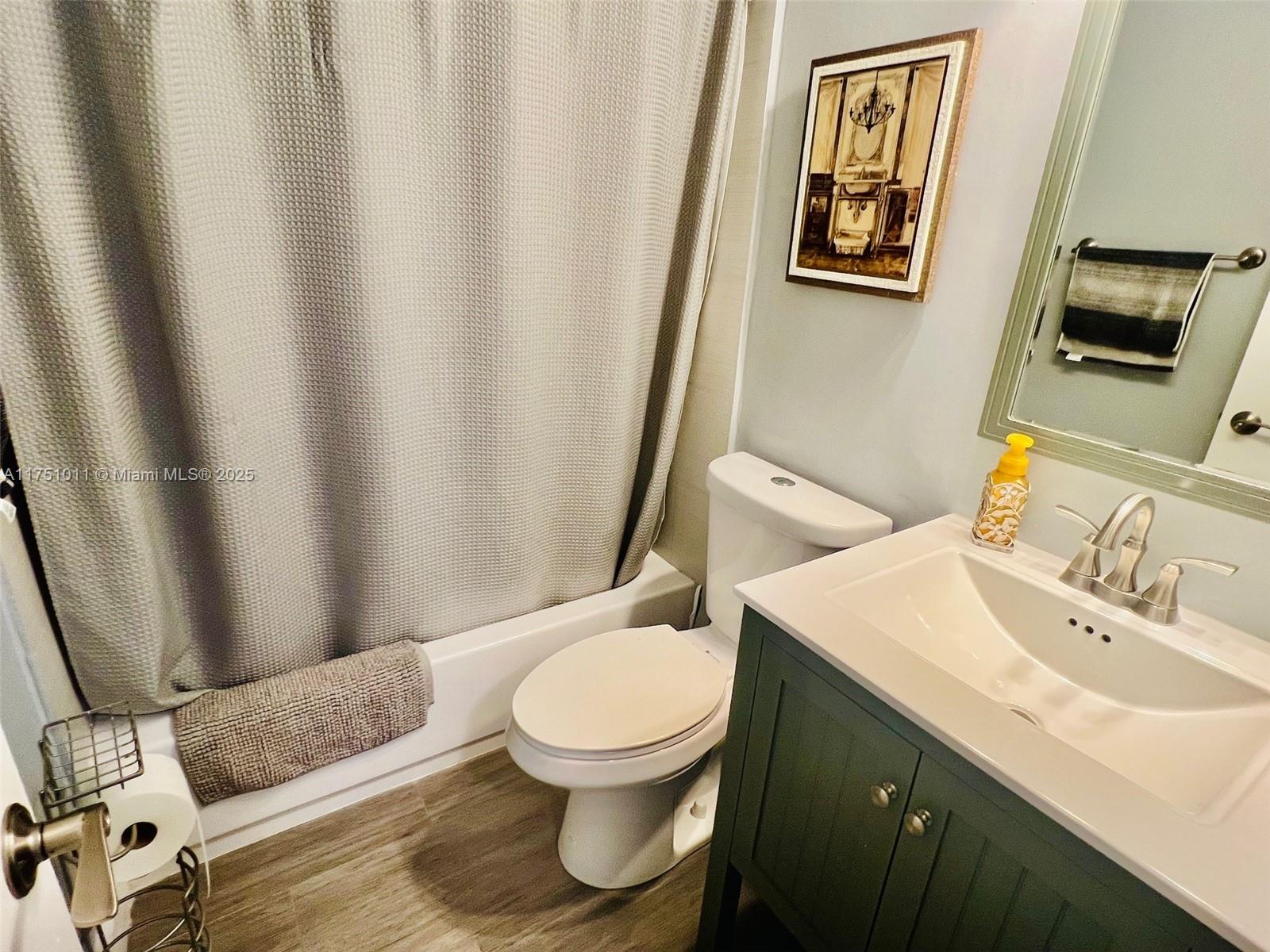 VILLAS AT CARRIAGE HILLS - Residential
