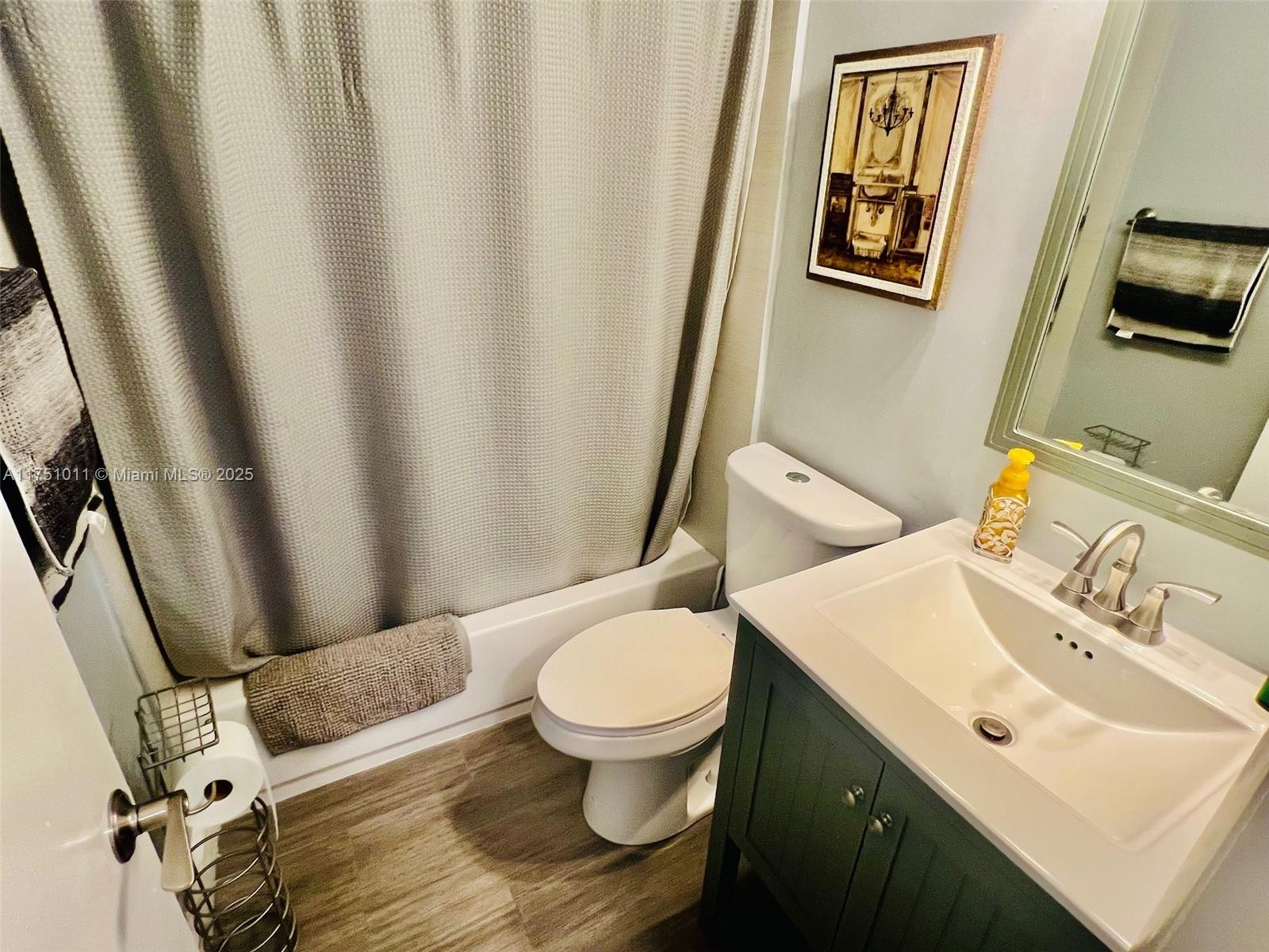 VILLAS AT CARRIAGE HILLS - Residential
