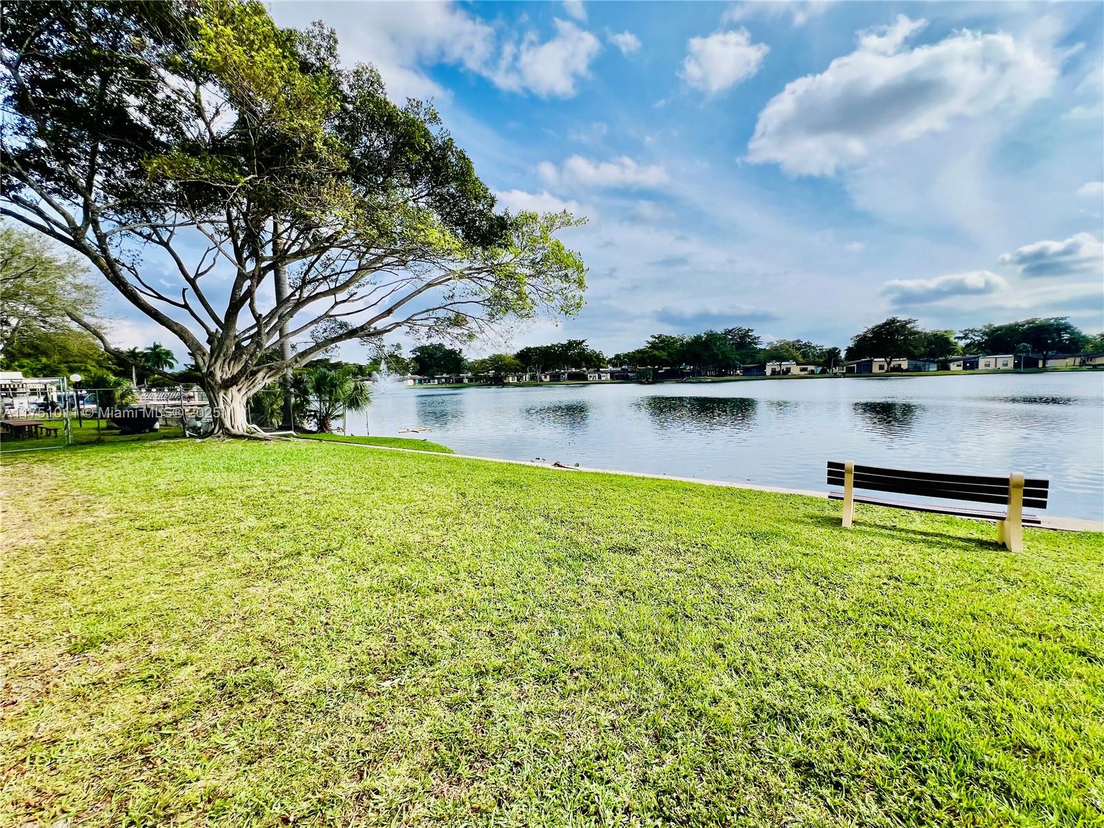 VILLAS AT CARRIAGE HILLS - Residential