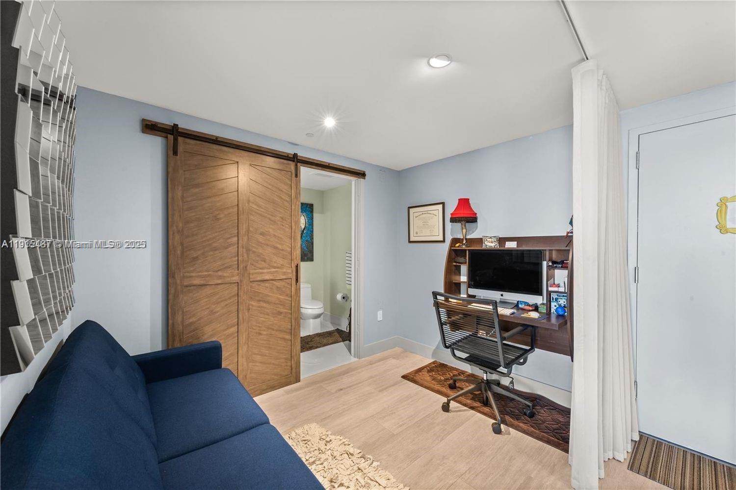 3401 MIDTOWN CONDO - Residential Lease