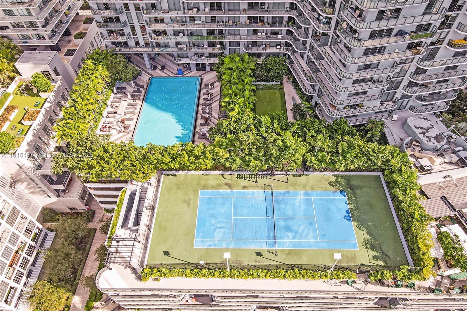 3401 MIDTOWN CONDO - Residential Lease