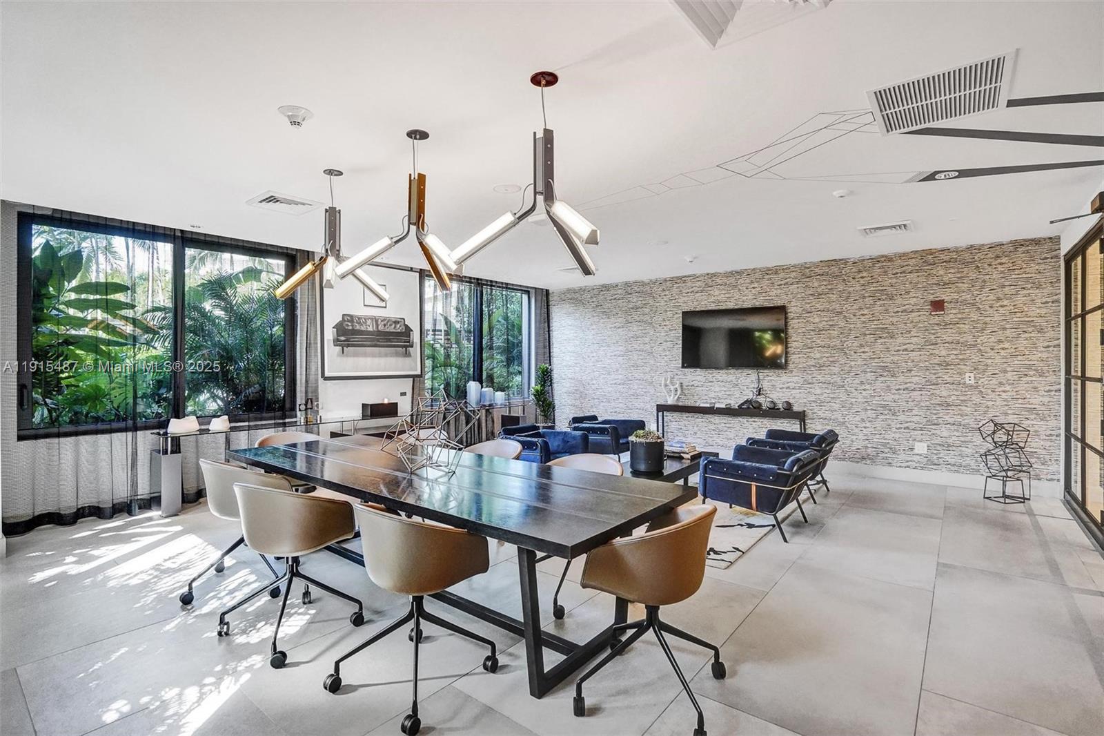 3401 MIDTOWN CONDO - Residential Lease