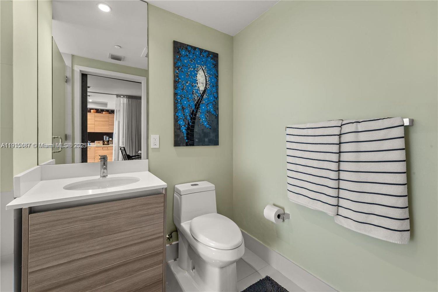 3401 MIDTOWN CONDO - Residential Lease