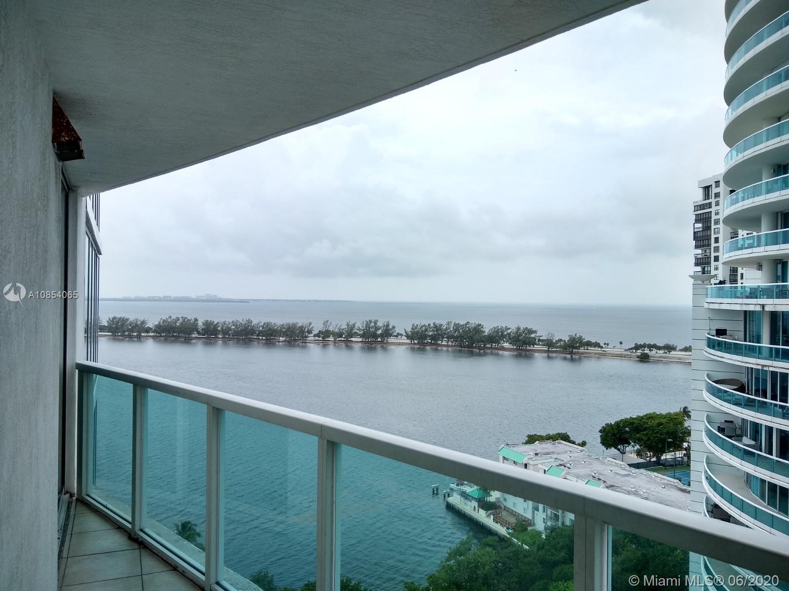 ONE BEDROOM/ONE BATHROOM. FLOOR TO CEILING WINDOWS WITH GORGEOUS VIEWS OF THE OCEAN. STAINLESS STEEL APPLIANCES. LUXURY BUILDING WITH GREAT AMENITIES INCLUDING: MARINA, FITNESS CENTER, TENNIS COURT, SPA, POOL, PARTY ROOM, CHILDREN PLAYGROUND, DOG WALK, CAFE CONVENIENCE STORE, DRY CLEAN, 24 H VALET, RESIDENT LOUNGE, BBQ AREA. MUST SEE!