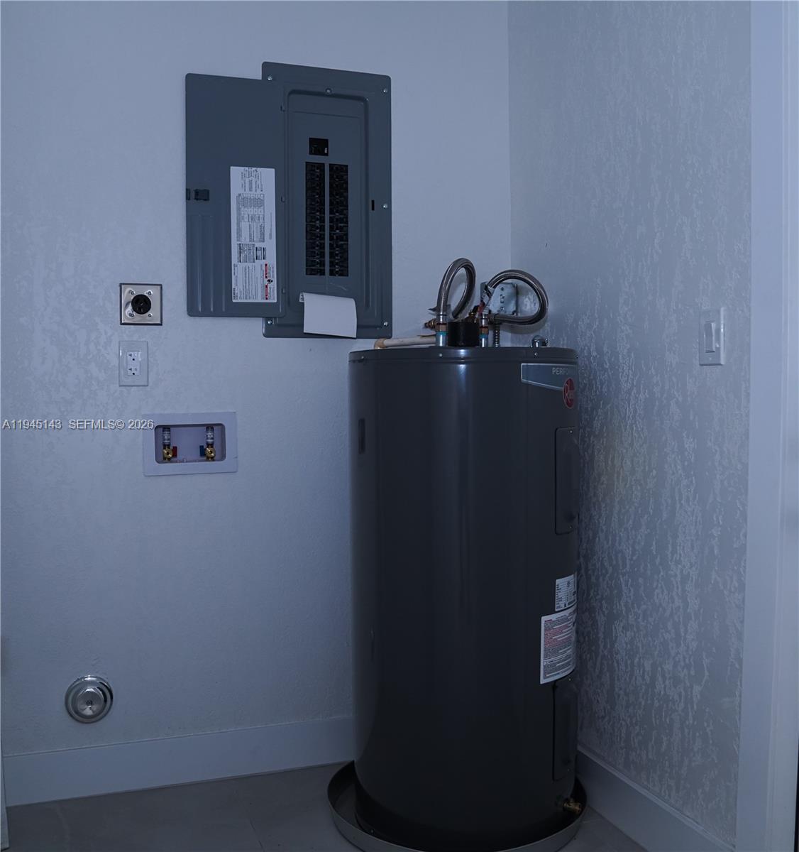 NEWPORT 2ND REV - Residential