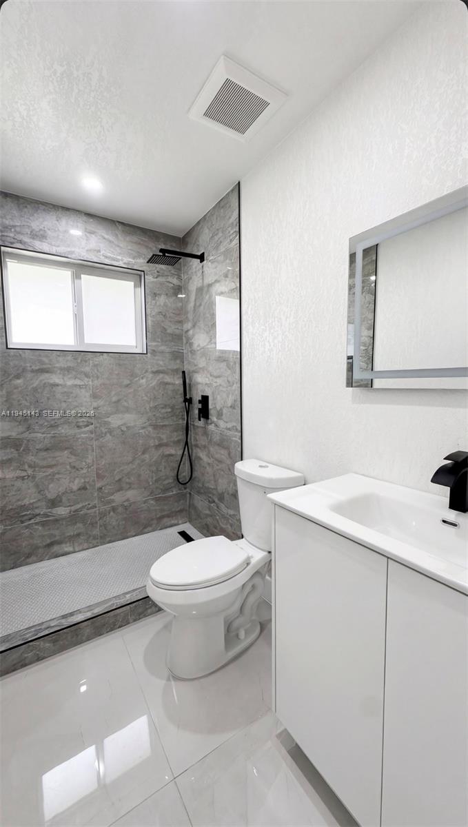 NEWPORT 2ND REV - Residential