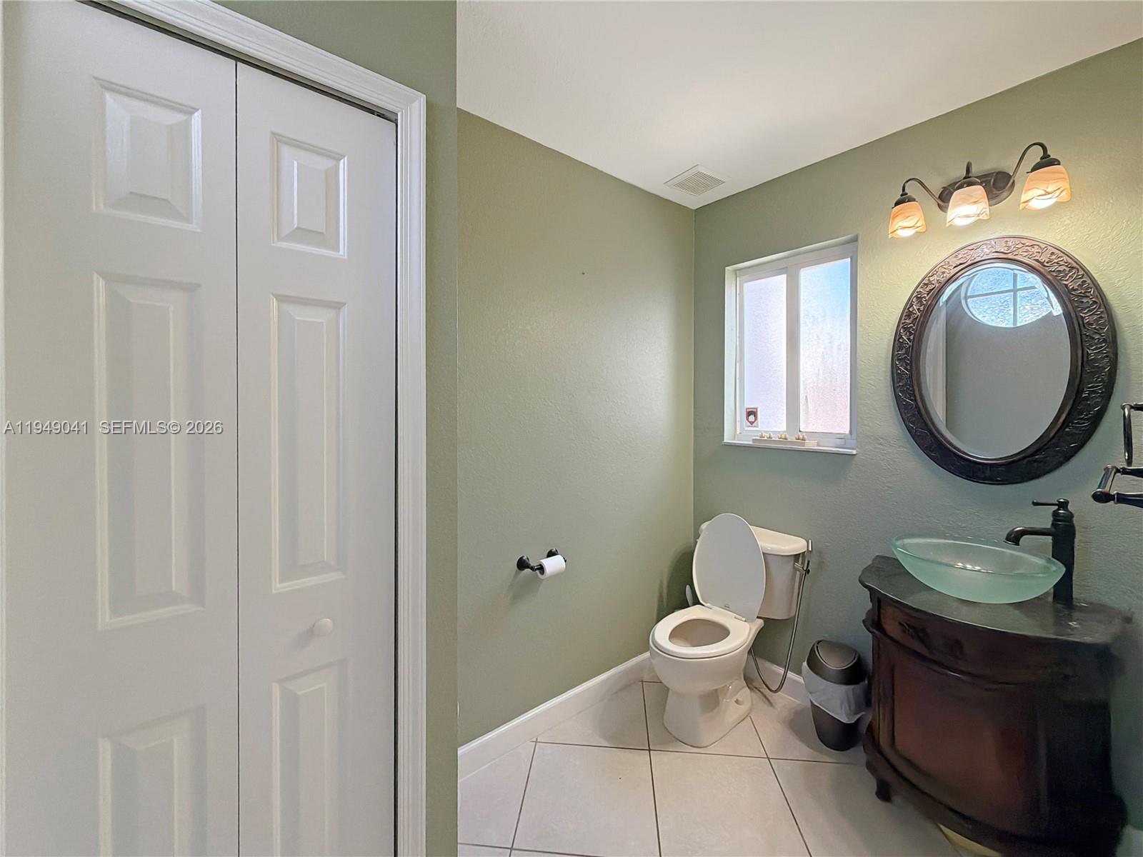 BELLA COLINA CONDO - Residential