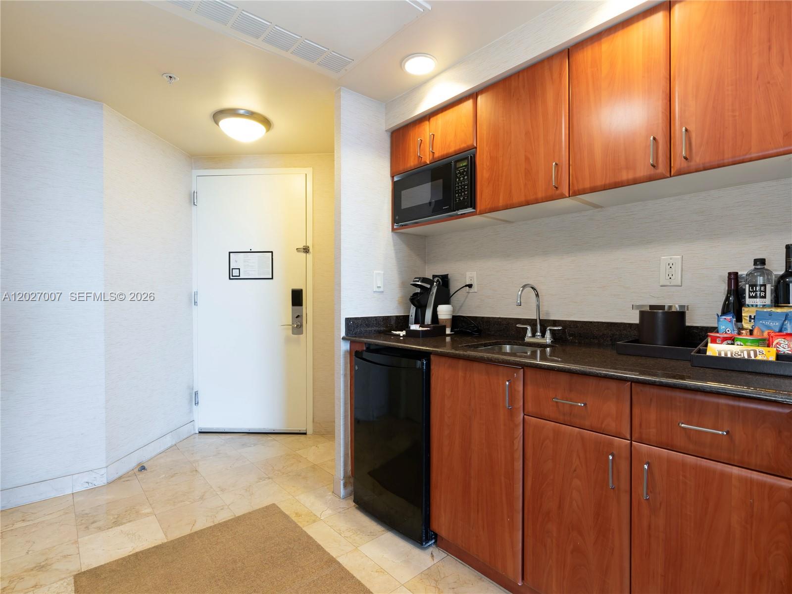 TRUMP INTERNATIONAL SONES - Residential