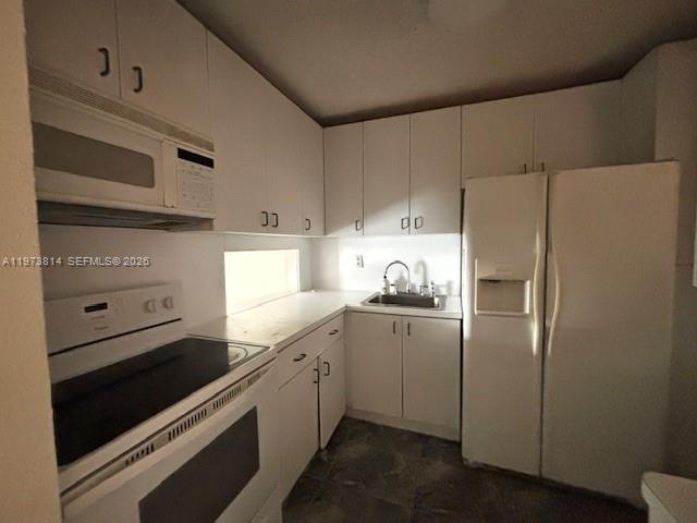 140 Royal Palm Rd 202