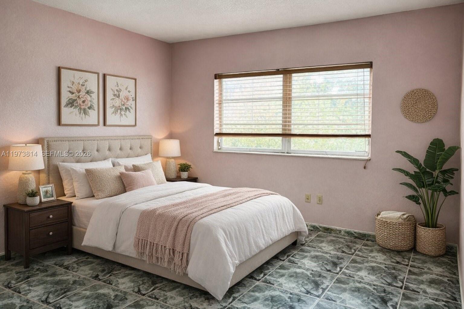 PALM SPRINGS GARDENS BLDG - Residential