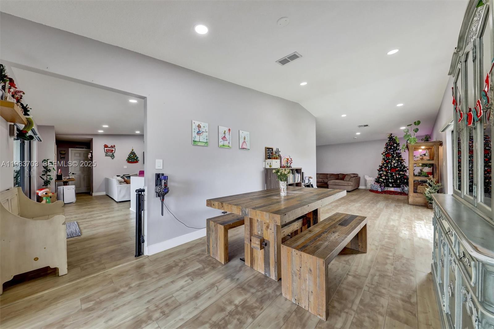 RAMBLEWOOD SOUTH - Residential