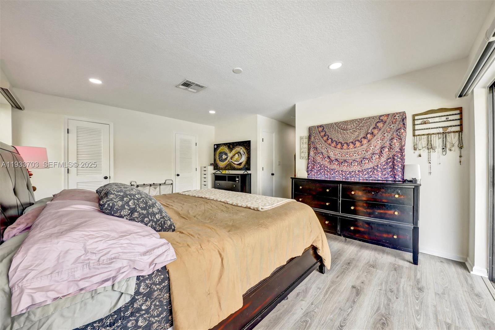 RAMBLEWOOD SOUTH - Residential