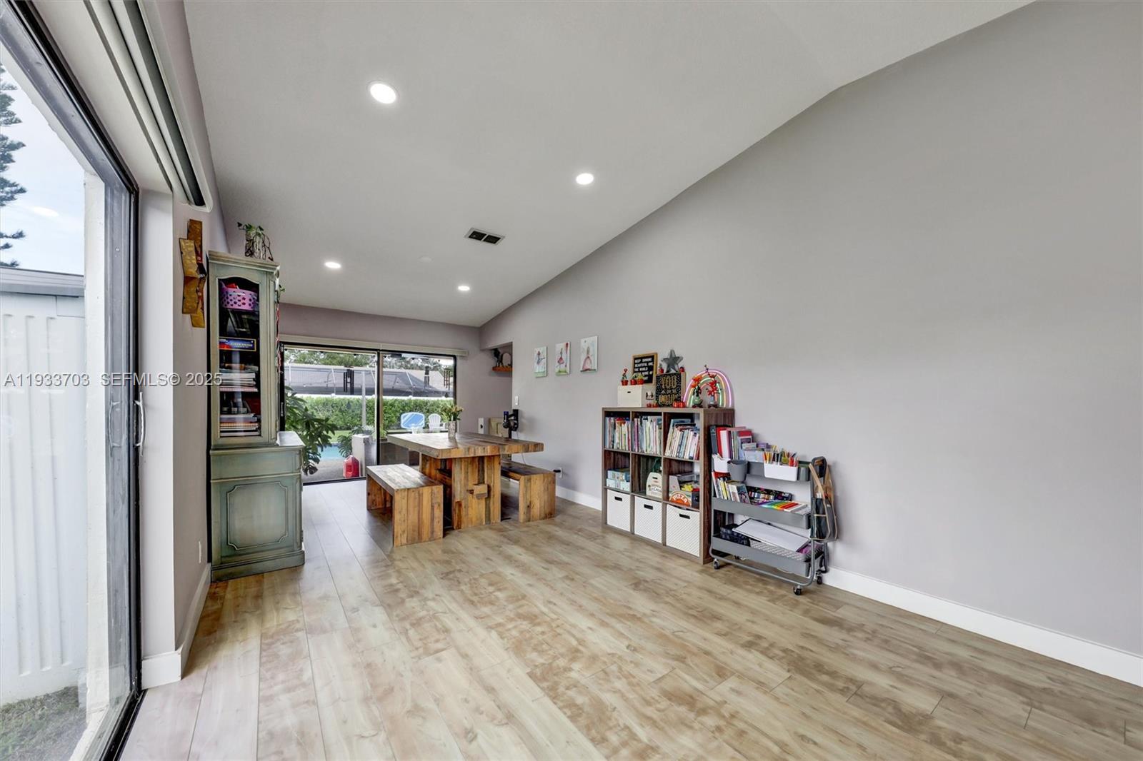 RAMBLEWOOD SOUTH - Residential