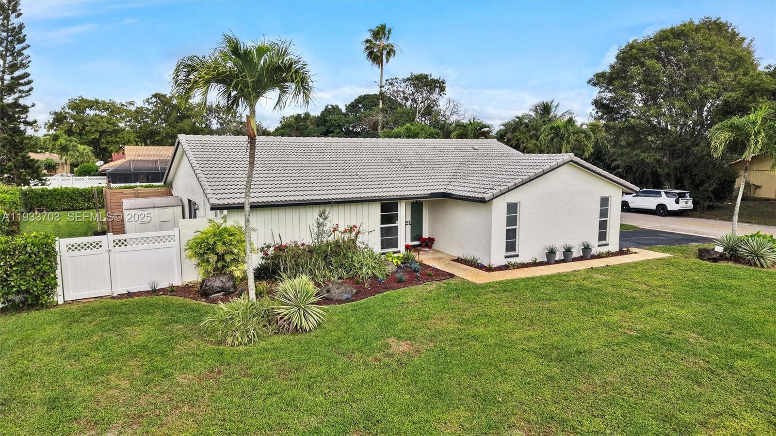 RAMBLEWOOD SOUTH - Residential