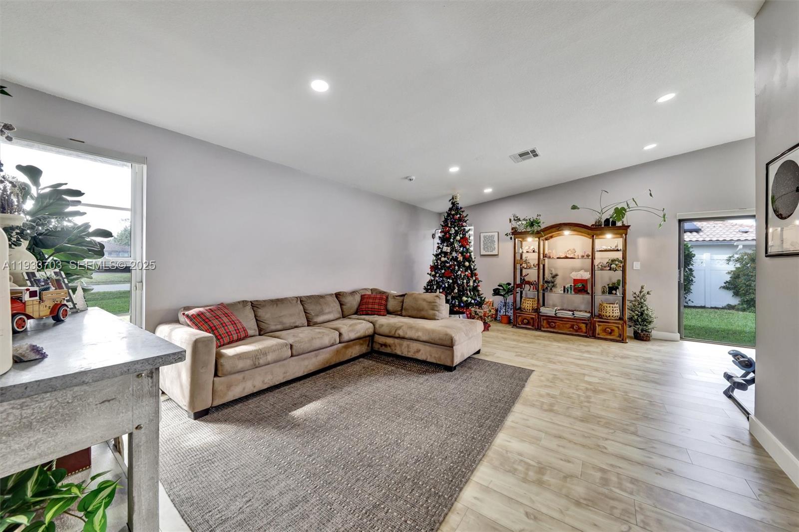 RAMBLEWOOD SOUTH - Residential