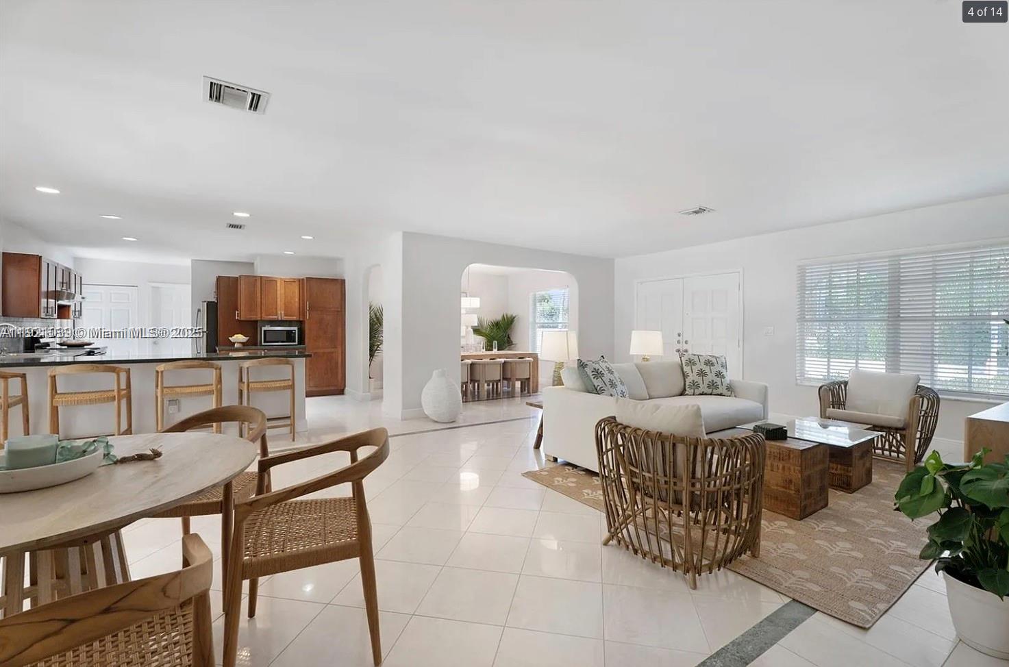 CASTANEIRA ESTATES - Residential Lease