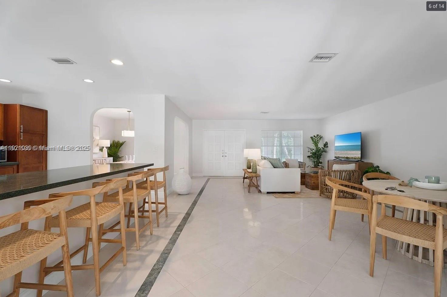 CASTANEIRA ESTATES - Residential Lease