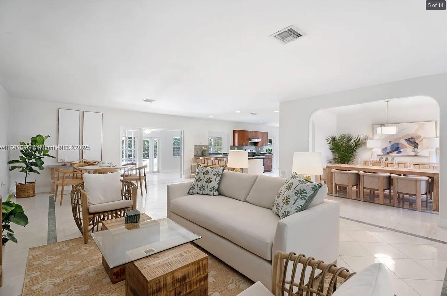 CASTANEIRA ESTATES - Residential Lease