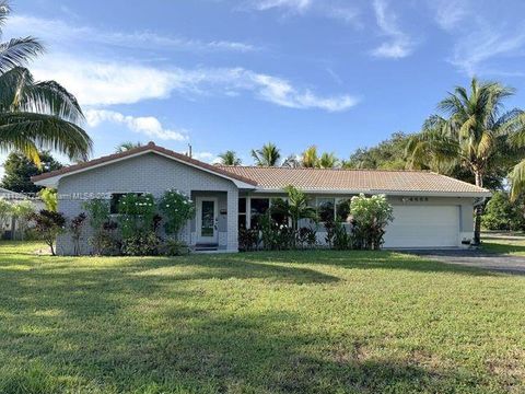 Photo of 4888 NW 8th Ct, Plantation, FL 33317 (MLS # A11809725)