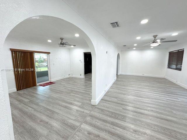 BREEZESWEPT PARK ESTATES - Residential