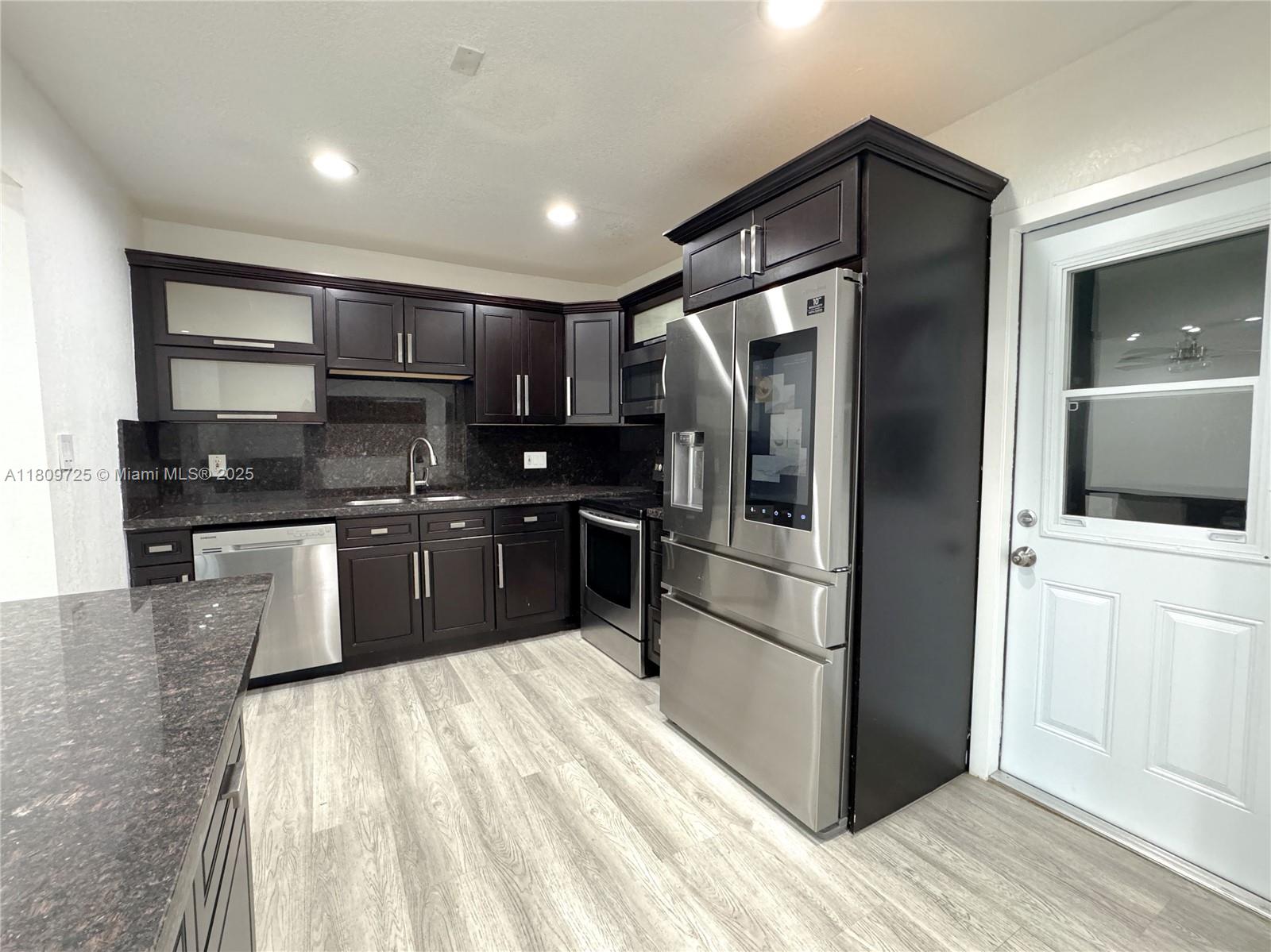 BREEZESWEPT PARK ESTATES - Residential