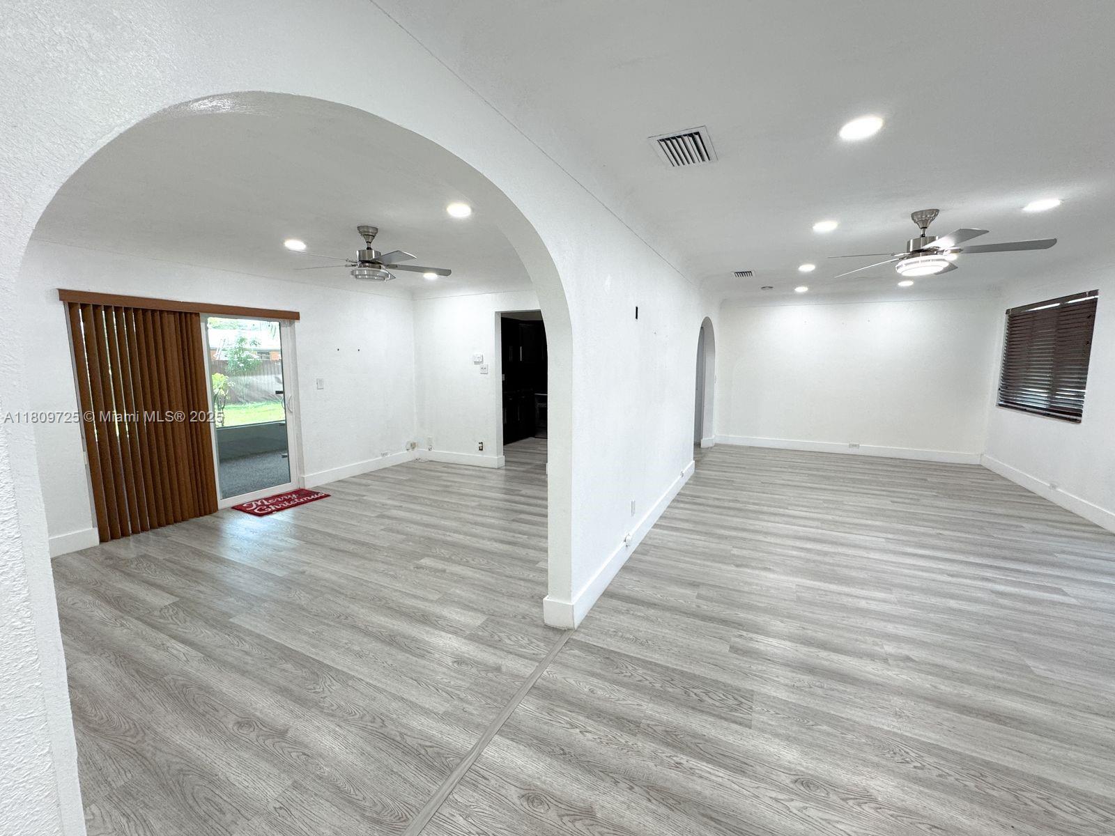 BREEZESWEPT PARK ESTATES - Residential