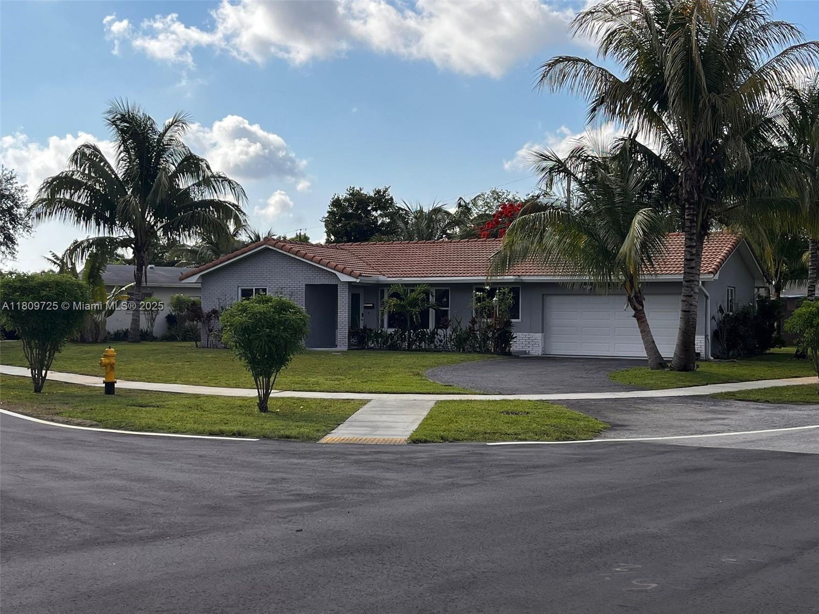 4888 Nw 8th Ct, Plantation, Miami-Dade County, Florida - 2 Bedrooms  
2 Bathrooms - 