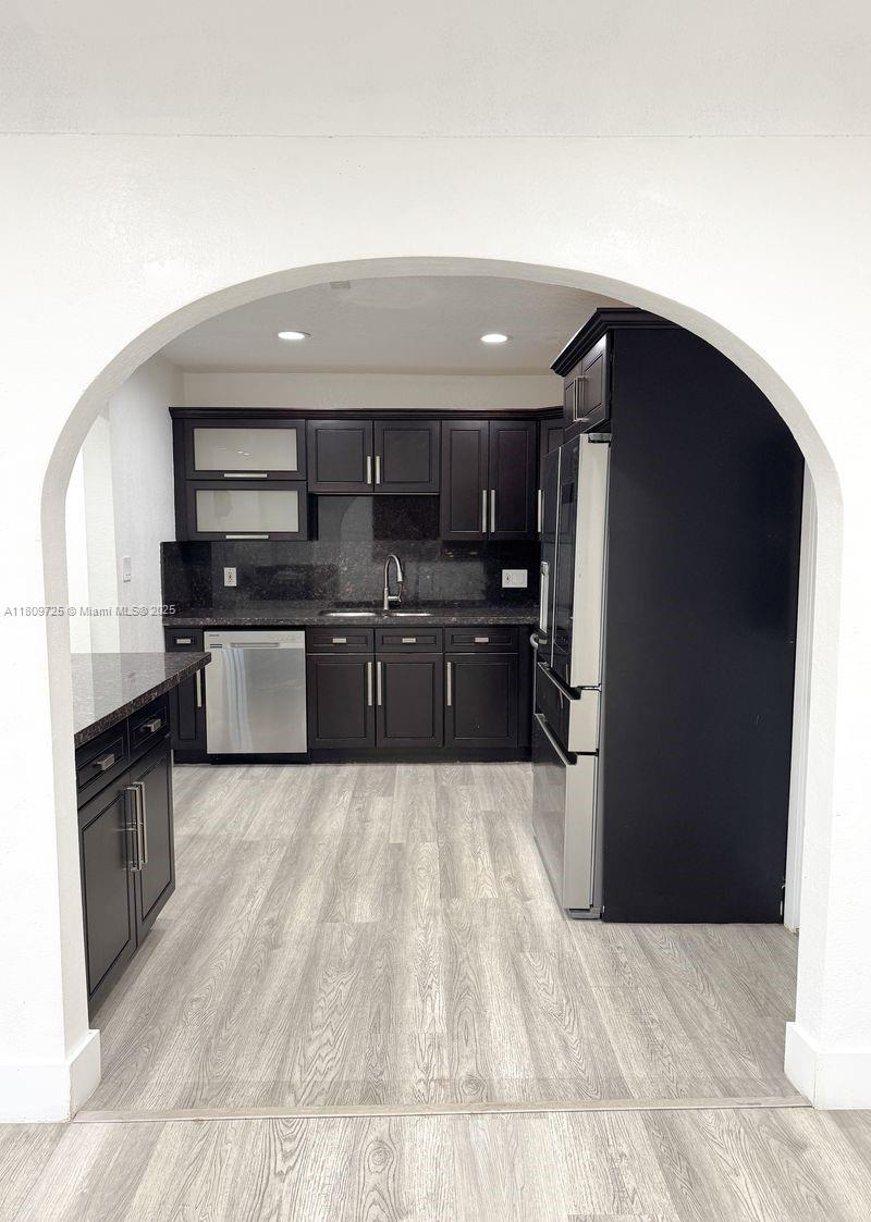 BREEZESWEPT PARK ESTATES - Residential