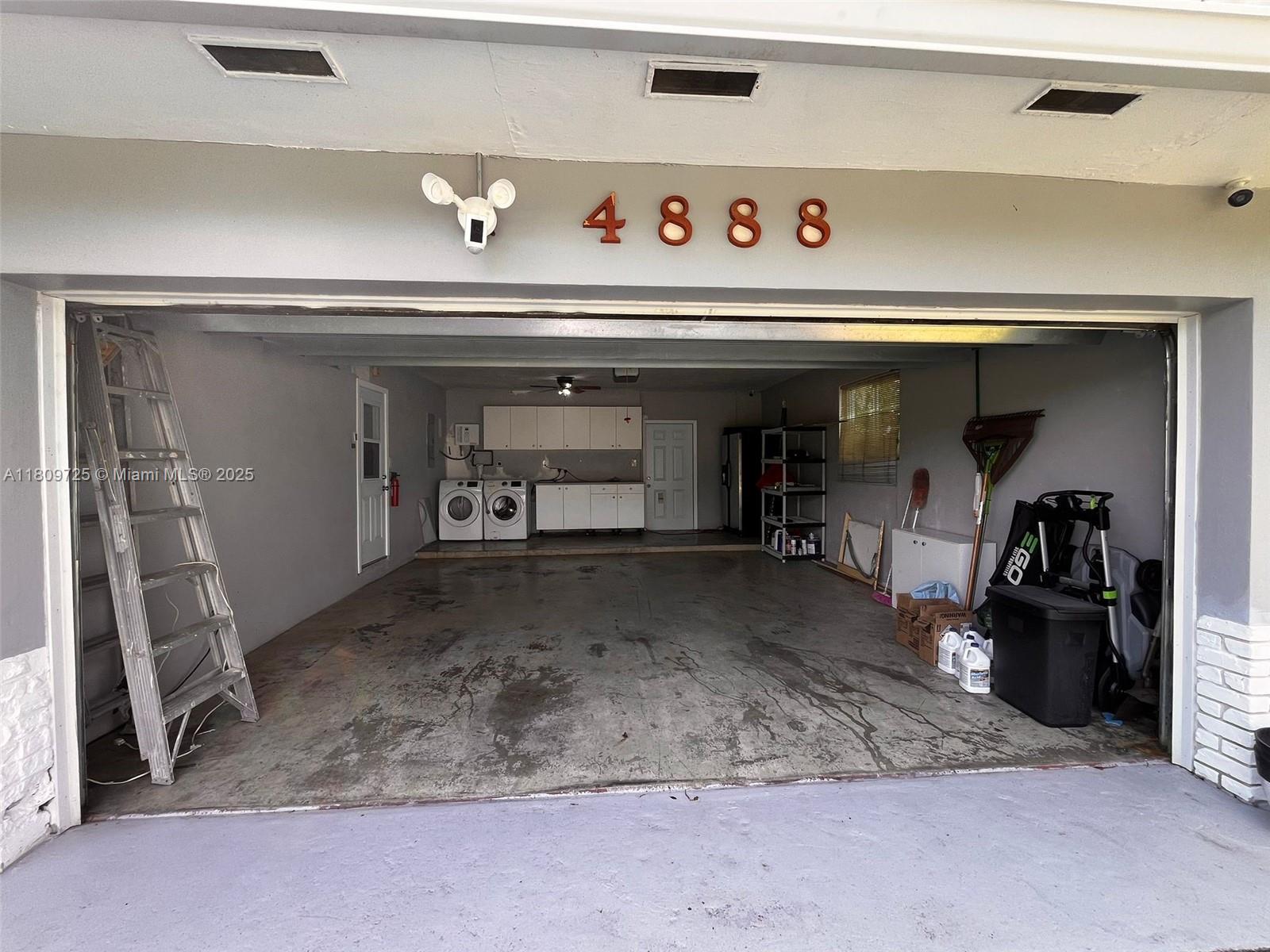 BREEZESWEPT PARK ESTATES - Residential